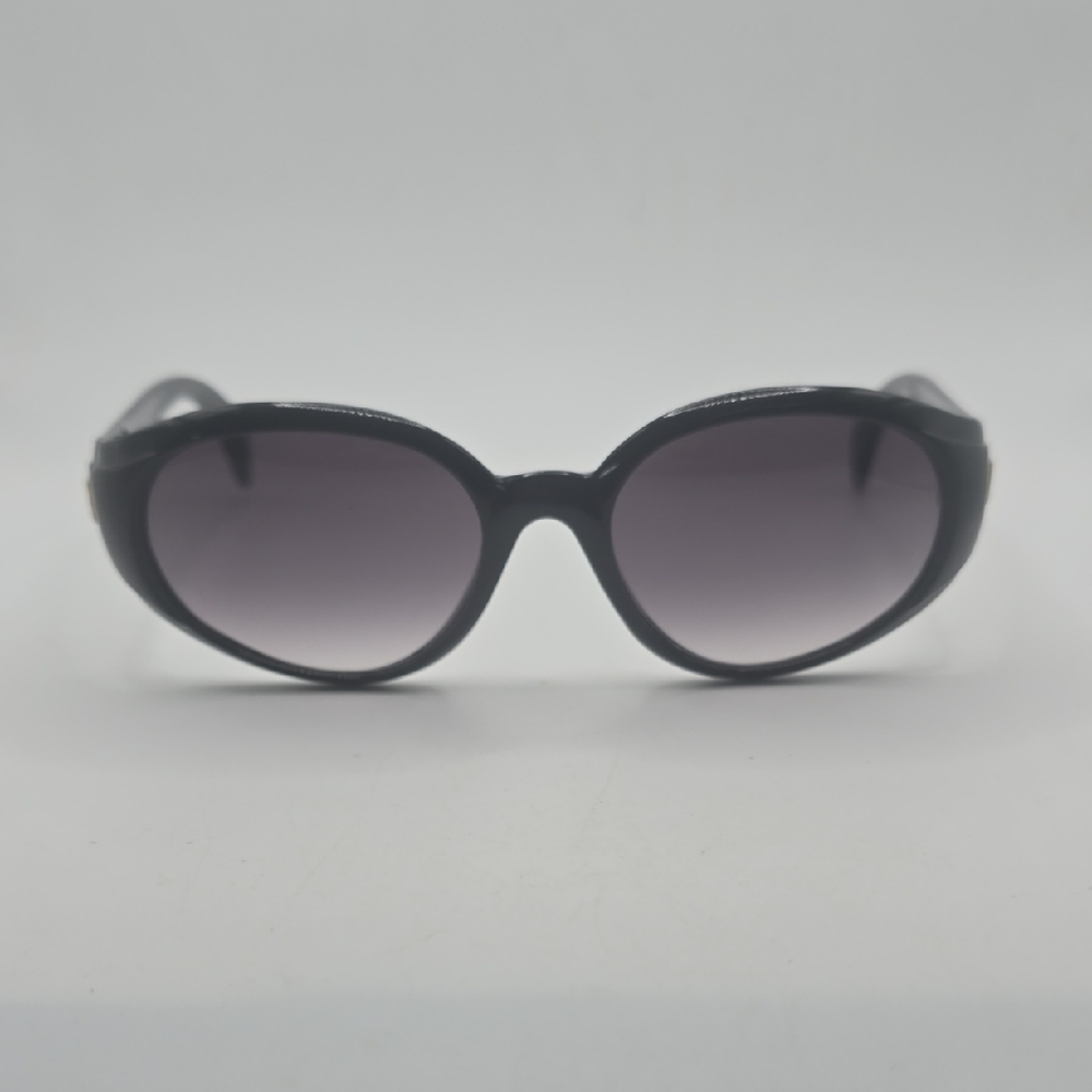 Givenchy Black Oval Women's Sunglasses with Gradient Lenses